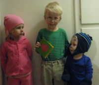 Kids dressed as Blue's Clues characters